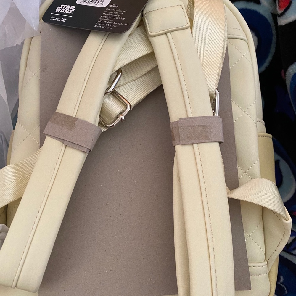 BNWT Loungefly Princess Leia w/Wallet - Picture 4 of 8